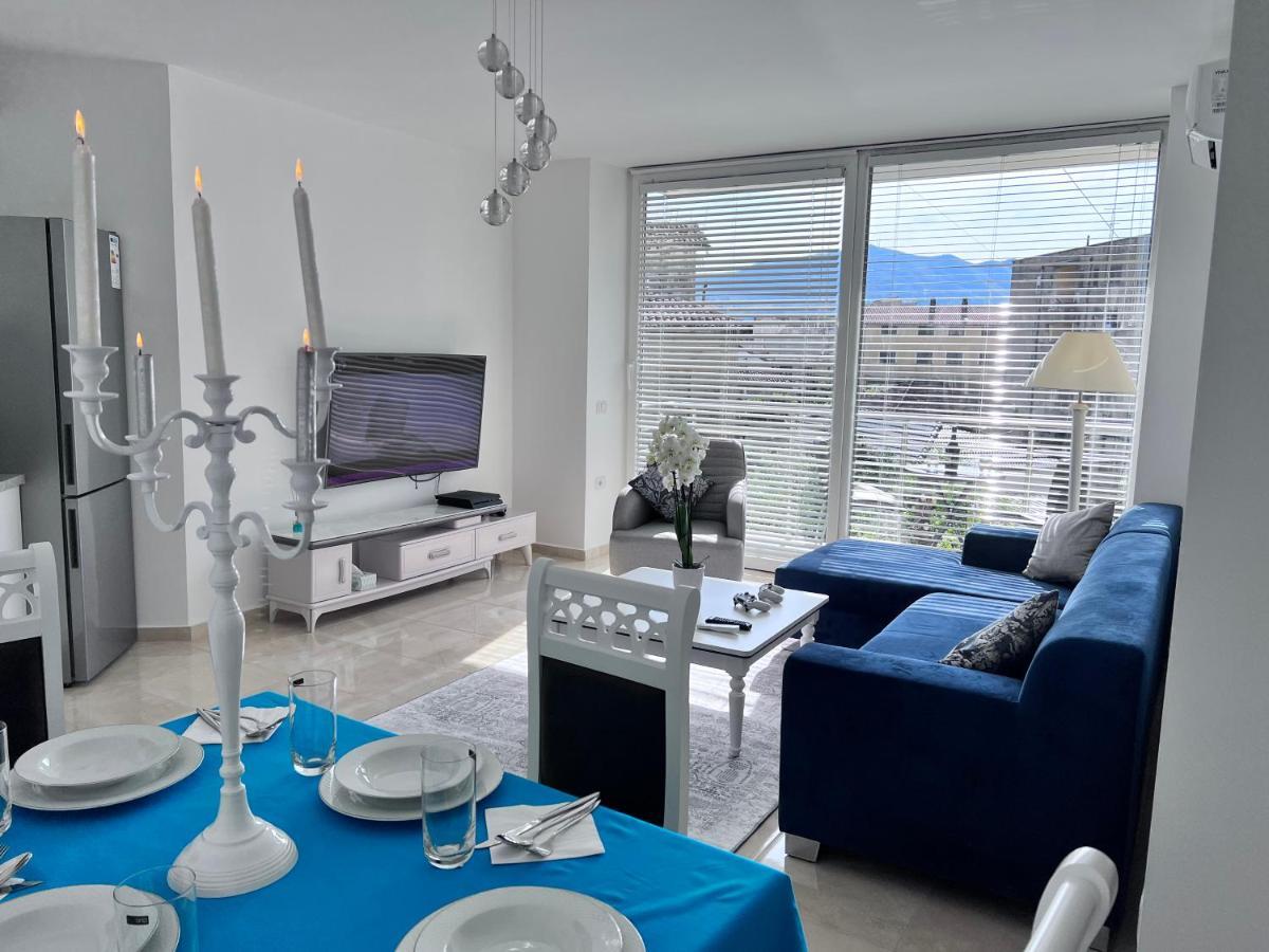 White Luxury Lägenhet Shkodër Exteriör bild