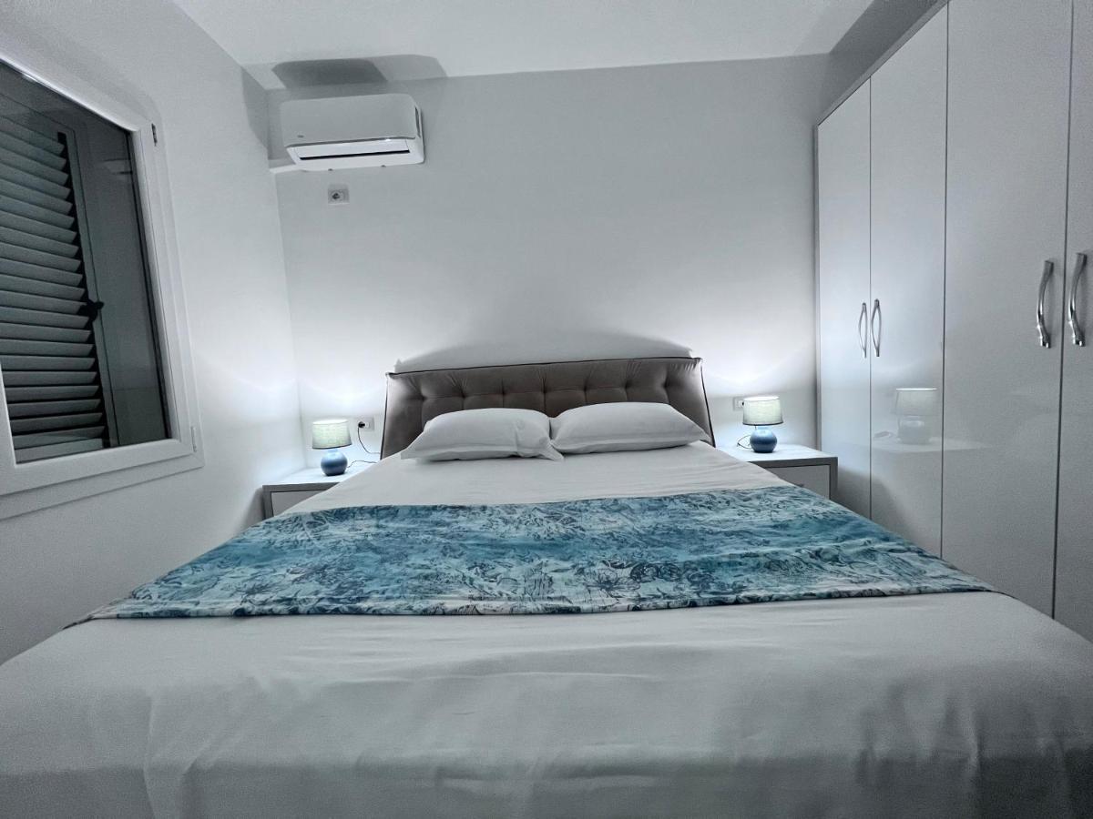 White Luxury Lägenhet Shkodër Exteriör bild